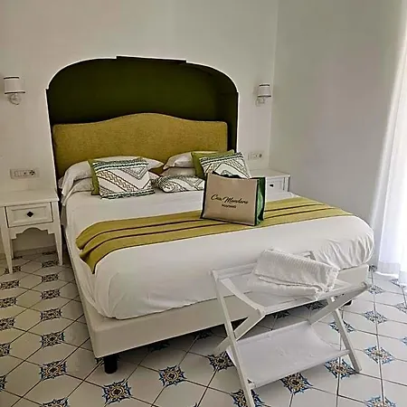 Casa Mandara Bed & Breakfast